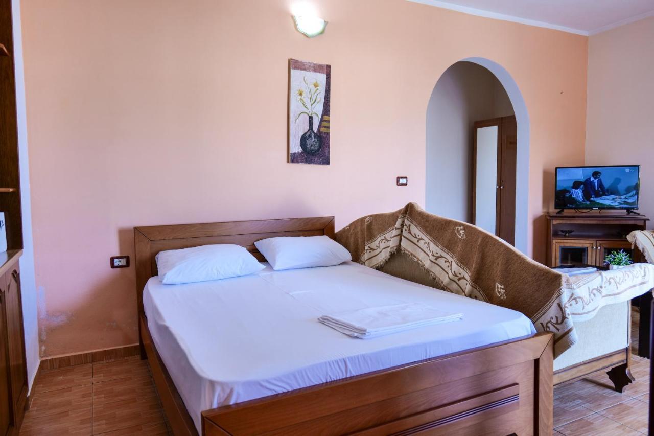 Vila Suljo Εξαμίλιο Εξωτερικό φωτογραφία