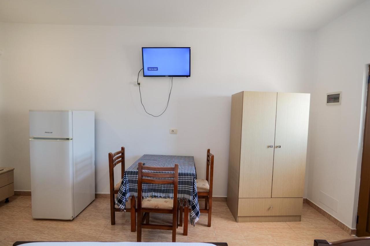 Vila Suljo Εξαμίλιο Εξωτερικό φωτογραφία