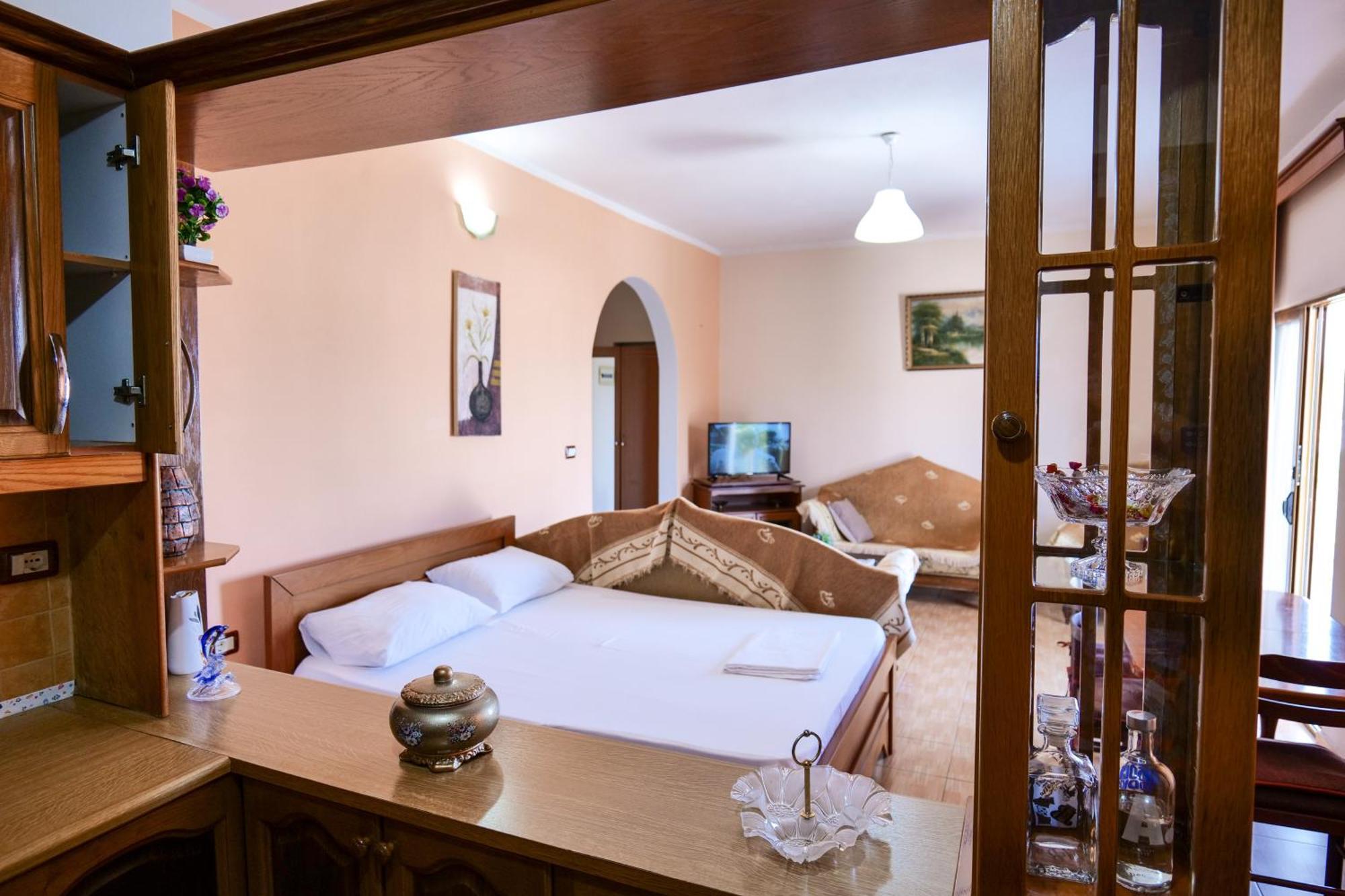 Vila Suljo Εξαμίλιο Εξωτερικό φωτογραφία