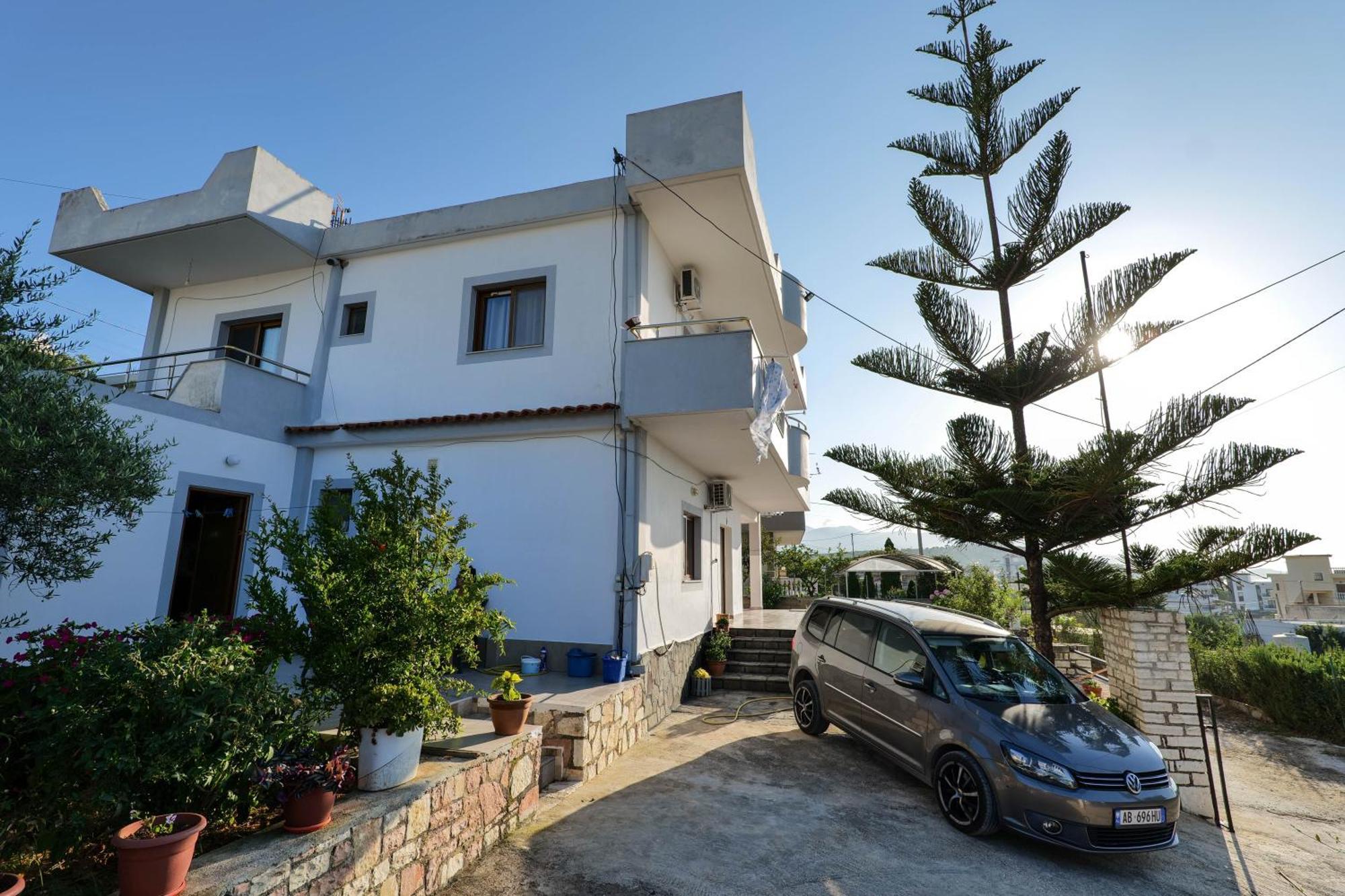 Vila Suljo Εξαμίλιο Εξωτερικό φωτογραφία