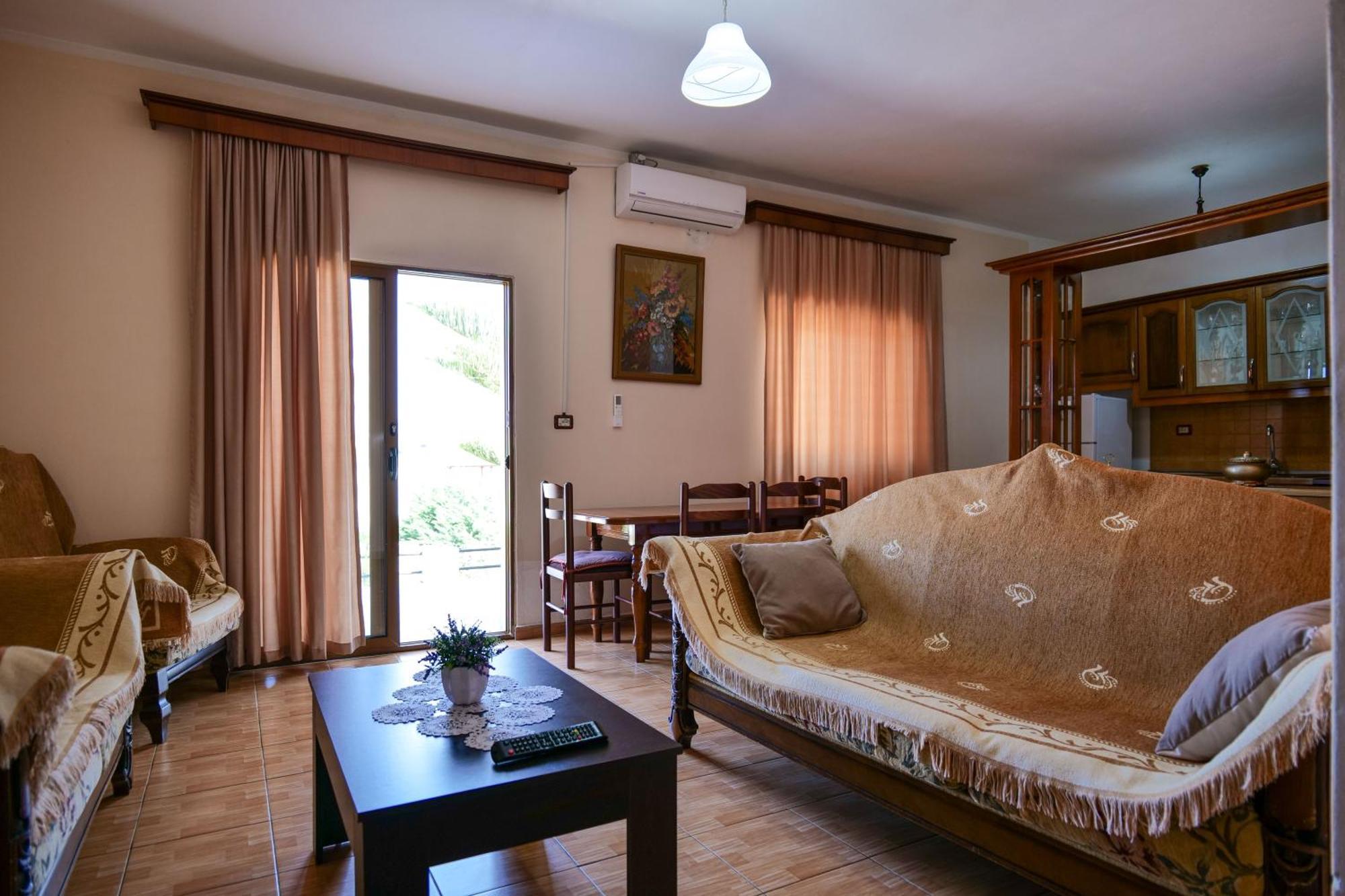 Vila Suljo Εξαμίλιο Εξωτερικό φωτογραφία